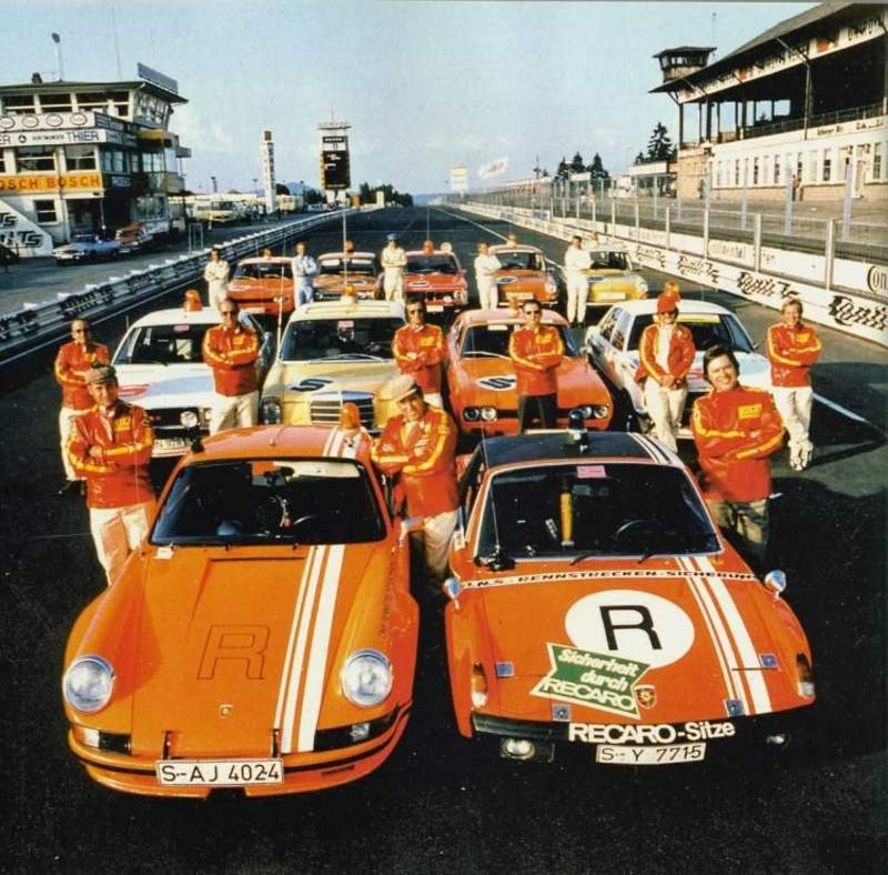 A collection of R and S-Wagens with their pilots